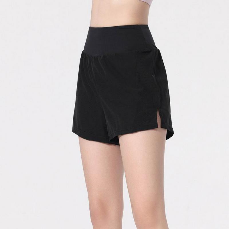 Lululemon Women's Shorts 59